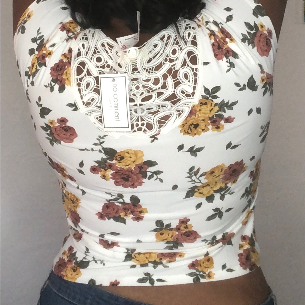 Flower top with back cut out.